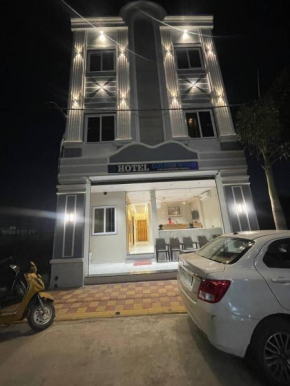 Hotel Golden Wood
